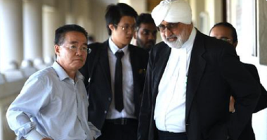 Coreea de Nord îşi întrerupe relaţiile diplomatice cu Malaysia, după extrădarea unui nord-coreean, Mun Chol-myong, acuzat de spălare de bani, către SUA