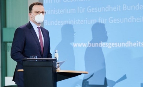 Germania se află ”în mod clar într-o creştere exponenţială” a infecţiilor cu noul coronavirus; ”O analiză onestă a situaţiei arată că nu există încă destul vaccin în Uniunea Europeană (UE), pentru a opri al treilea val numai prin vaccinare”, afirmă Spahn
