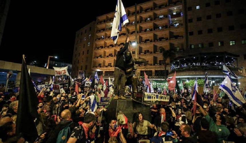 Zeci de mii de israelieni au manifestat împotriva lui Netanyahu, cu trei zile înainte de alegerile legislative – VIDEO
