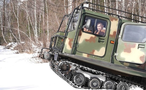 Putin s-a plimbat împreună cu ministrul Apărării în taigaua siberiană într-un vehicul de teren - FOTO