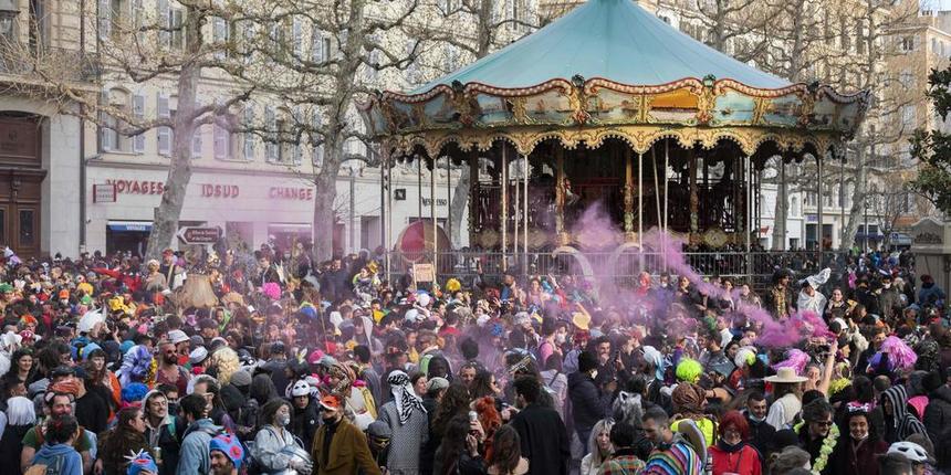 Marsilia: 6.500 de persoane au participat la un carnaval, eveniment neautorizat, la care nu s-au respectat regulile din pandemie - VIDEO