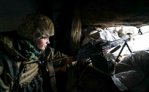 Un nou război în Donbas ar putea ”distruge” Ucraina, ameninţă Rusia; Zelenski îndeamnă la un nou armistiţiu pe linia frontului în Donbas; spionajul militar ucrainean acuză forţele ruse că-şi pregătesc ”intrarea” în estul Ucrainei; Kievul cere NATO manevre
