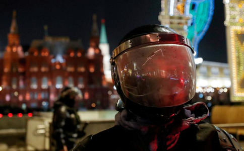 Moscova lansează licitaţii în vederea dotării poliţiei cu material antirevoltă, înaintea unei manifestaţii în susţinerea lui Navalnîi; aproximativ 370.000 de persoane s-au înscris pe ste-ul campaniei ”Free Navalny”