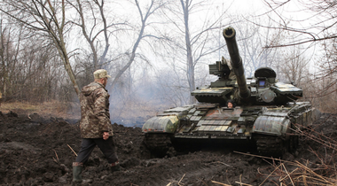 Rusia acuză NATO şi SUA că transformă Ucraina într-un ”butoi cu pulbere” din cauză că o susţin; un militar ucrainean ucis şi doi răniţi într-un atac cu dronă la nord de Doneţk; Klimkin participă la NATO la o reuniune cu Stoltenberg şi Blinken