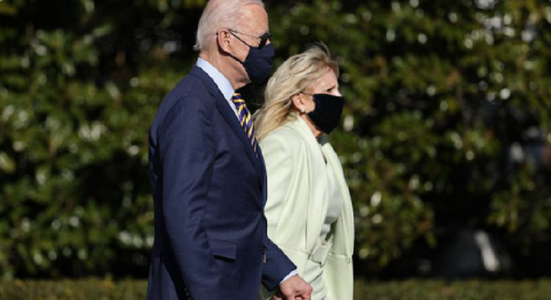 Joe Biden o însoţeşte pe Prima Doamnă Jill Biden la o ”intervenţie medicală curentă”
