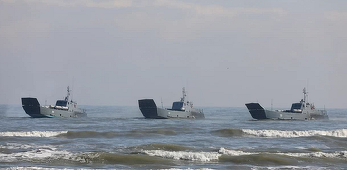 Marina rusă efectuează manevre la Marea Neagră, înaintea sosirii a două nave americane de război în regiune