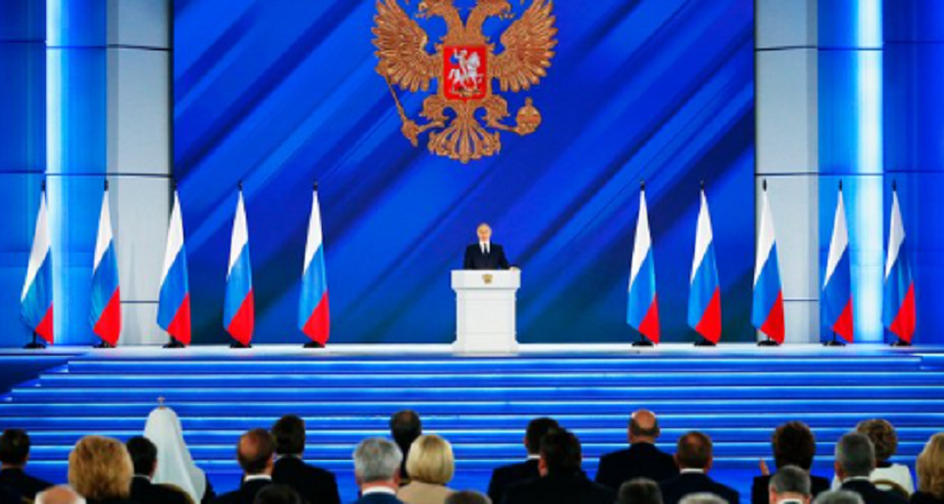 Vladimir Putin îşi avertizează rivalii străini ”să nu încalce linia roşie” a Rusiei