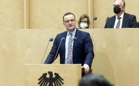 Germania preconizează să acorde acces tuturor adulţilor la vaccinare împotriva covid-19 în iunie, anunţă Spahn în Bundesrat