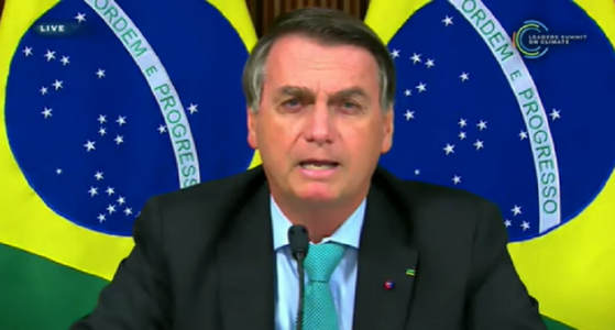 Bolsonaro se angajează la atingerea neutralităţii carbonului în 2050, cu zece ani mai devreme decât obiectivul iniţial, şi la o ”eliminare a despăduririi ilegale în Brazilia” până în 2030