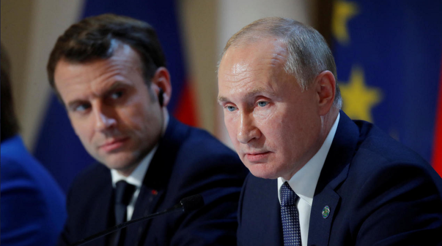 Macron îi transmite lui Putin îngrijorarea sa ”gravă” faţă de starea sănătăţii lui Navalnîi şi îi cere să retragă trupele de la frontiera cu Ucraina şi mercenarii Wagner din Libia