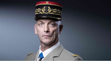 Scandal în Franţa, în urma unui editorial semnat de militari francezi, care frizează o lovitură de stat
