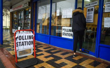 Alegeri locale în Anglia şi parlamentare în Scoţia; doi candidaţi ai diversităţii se înfruntă joi la Londra, într-un Regat Unit aflat în plină introspecţie asupra rasismului