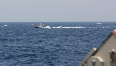 Gardienii Revoluţiei denunţă un comportament ”neprofesionist” al US Navy în urma incidentului din Strâmtoarea Ormuz