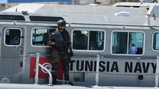 Peste 50 de migranţi daţi dispăruţi pe mare, în largul Tunisiei, în urma unui naufragiu