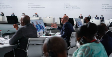 Summitul Economiilor Africane de la Paris cere ridicarea brevetelor vaccinurilor împotriva covid-19