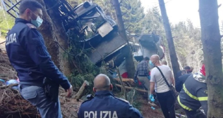 Băiatul israelian în vârstă de cinci ani, Eitan, unicul supravieţuitor al accidentului de teleferic din Italia, s-a trezit din comă, dar se află în continuare în stare critică, anunţă Spitalul Regina Magherita din Torino