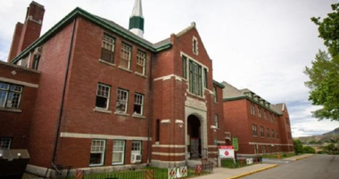Rămăşiţele a 215 copii, găsite pe locul unui fost pensionat la Kamloops, în Canada