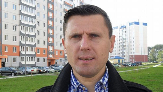 Un jurnalist belarus de la Deutsche Welle, Aleksandr Burakov, eliberat dintr-o închisoare belarusă, denunţă ”tortură şi tratamente inumane”