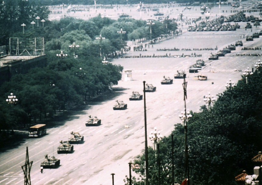 China critică SUA şi UE pentru comemorarea evenimentelor de la Tiananmen 