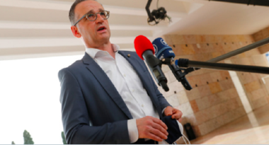 Germania îndeamnă UE să suprime dreptul de veto al statelor membre, în urma unor crize interne cauzate de Ungaria şi Polonia, în vederea evitării unei ”Europe cu două viteze”