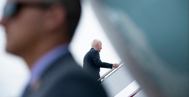 Biden dă asigurări, la plecarea în turneul din Europa, că le va transmite ”în mod clar lui Putin şi Chinei că SUA şi Europa sunt sudate” şi anunţă că urmează să prezinte în curând o strategie de vaccinare mondială împotriva covid-19