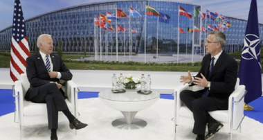 Biden îndeamnă NATO să înfrunte împreună ”noile provocări” pe care le reprezintă Rusia şi China; ”Vreau să fie clar: NATO este de o importanţă capitală pentru interesele noastre. Dacă n-ar exista, ar trebui să inventăm ceea ce permite ea Americii să facă în lume”