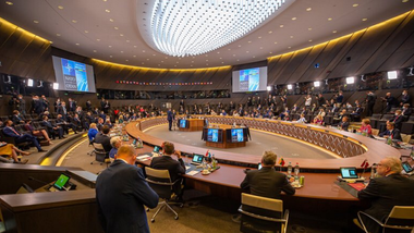 NATO avertizează că ”nu poate avea loc o revenire la normal”, atât timp cât Rusia încalcă dreptul internaţional şi stabileşte că China reprezintă o provocare constantă la adresa securităţii în concluziile summitului de la Bruxelles