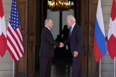 Fostul ambasador american în Rusia Michael McFaul spune că ”poate ghici” de ce Biden şi Putin nu susţin o conferinţă de presă comună