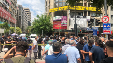 O femeie, ucisă într-un atac armat la Izmir vizând sediul partidului prokurd HDP, atacatorul, ”un angajat demisionar din sectorul sănătăţii”, arestat