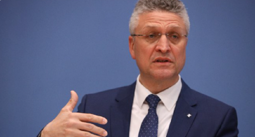 Varianta indiană a SARS-CoV-2 urmează să devină dominantă în Germania până în toamnă, avertizează directorul Institutului Robert Koch Lothar Wieler, care îndeamnă populaţia să poate mască în interior şi să se vaccineze 