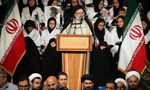 Iran - Candidatul moderat la alegerile prezidenţiale l-a felicitat pe rivalul extremist Ebrahim Raisi pentru victorie