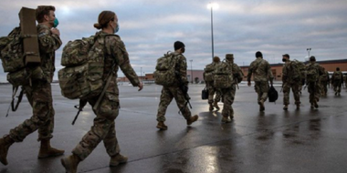 Pentagonul ar putea încetini retragerea americană din Afganistan, din cauza unei ofensive talibane, dar avertizează că susţinerea nu va dura până în ultima zi a prezenţei americane 
