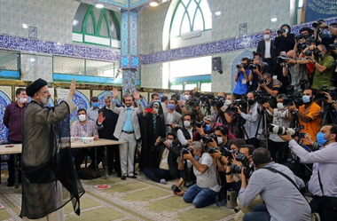 Iranul acuză SUA de amestec în urma alegerilor prezidenţiale