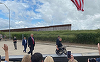 Trump atacă politica imigraţiei a lui Biden, într-o vizită în Texas, la zidul de la frontiera cu Mexicul; ”Biden ne distruge ţara şi totul a început cu nişte alegeri false”; democraţii cataloghează vizita drept ”un spectacol de clovn”