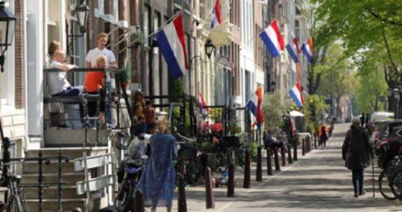 Guvernul olandez examinează impunerea unor măsuri împotriva covid-19, după o dublare a îmbolnăvirilor într-o săptămână; trei sferturi dintre cazuri, tineri