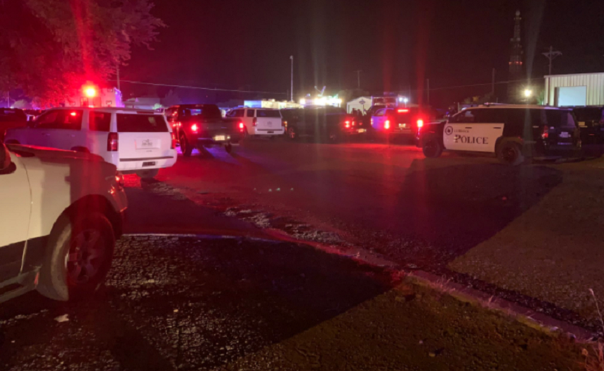 Un poliţist, şeful forţelor de intervenţie, ucis într-un atac armat în Texas, alţi trei poliţişti răniţi la Levelland