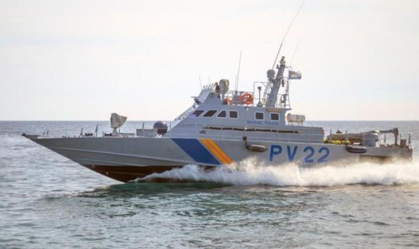 UPDATE-O navă turcă trage focuri de avertisment vizând Paza de Coastă cipriotă