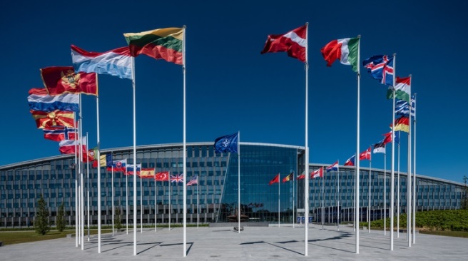 UPDATE - NATO condamnă atacurile cibernetice la adresa securităţii Alianţei. SUA, Canada şi Marea Britanie acuză China că a compromis Microsoft Exchange Server / Reacţia MAE