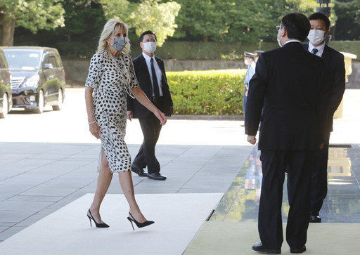 Împăratul Naruhito al Japoniei a primit-o pe Jill Biden la Palatul Imperial, înainte de ceremonia de deschidere a JO