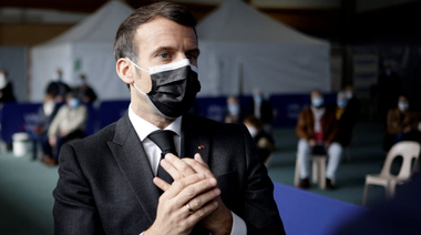 Franţa depăşeşte pragul de 40 de milioane de persoane vaccinate cu prima doză de vaccin anticovid, reprezentând 60% din populaţie, anunţă Macron în Polinezia franceză