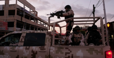 Mexicul dă în judecată în SUA, într-o acţiune fără precedent, mari producători de armament americani şi cere despăgubiri