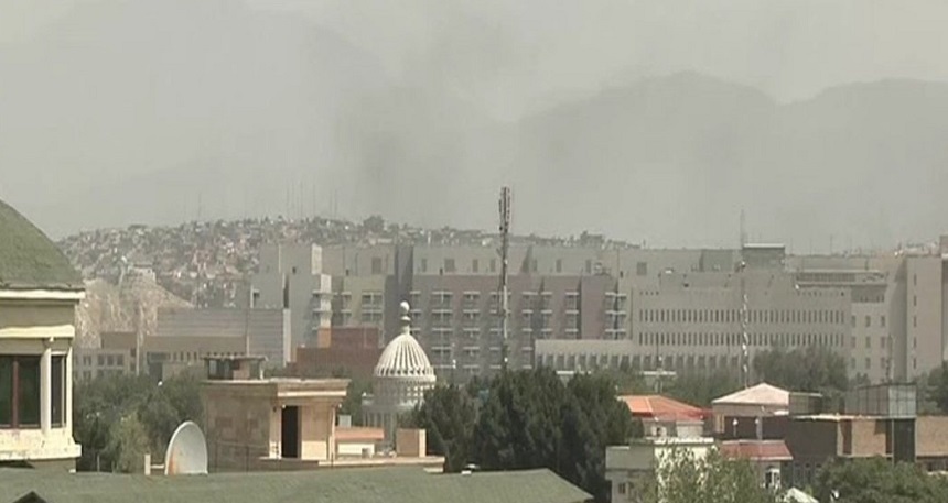 Trupele SUA controlează aeroportul internaţional din Kabul pentru a evacua personalul american şi al aliaţilor  / Cetăţenii afgani încearcă şi ei să părăsească ţara - VIDEO