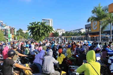 Vietnam - Record de cazuri de Covid-19. Carantina iminentă i-a făcut pe oamenii din Ho Chi Minh să golească magazinele