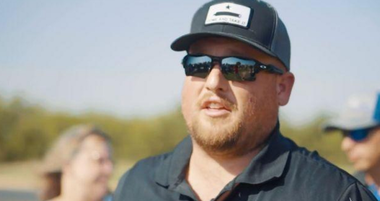 Organizatorul unui grup antimască din Texas, Caleb Wallace, moare din cauza covid-19 la vârsta de 30 de ani