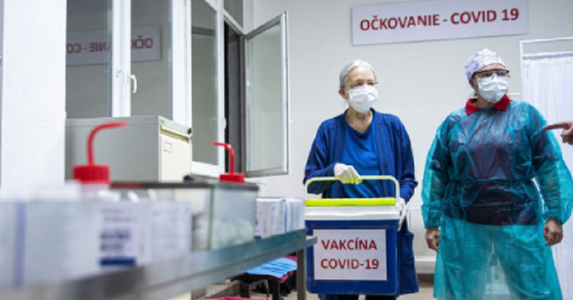 Slovacia pune oficial capăt utilizării vaccinului rusesc împotriva covid-19 Sputnik V