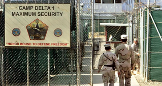 Procesul presupusului ”creier” al atentatelor de la 11 septembrie 2001 în SUA, Khalid Sheikh Mohammed, şi altor patru acuzaţi, se reia în timp ce America se pregăteşte să se reculeagă la 20 de ani de la dramă