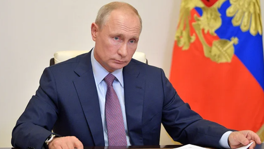Putin recunoaşte existenţa a ”zeci” de bolnavi de covid-19 în anturajul său, un cluster fără precedent la Kremlin care l-a obligat să se izoleze înaintea alegerilor legislative