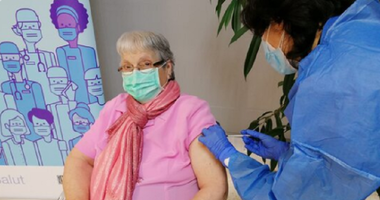 Spania decide să vaccineze pensionarii din aziluri cu a treia doză de vaccin împotriva covid-19