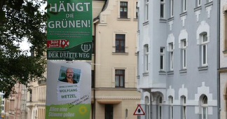 O campanie de afişaj a grupării neonaziste ”A III-a Cale”, ”Spânzuraţi-i pe Verzi!”, interzisă în Germania