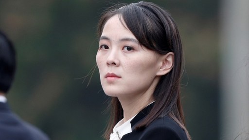 Kim Yo Jong, influenta soră a lui Kim Jong Un, îndeamnă Seulul să-şi abandoneze ”politica ostilă”, după ce Moon Jae-in cere la Adunarea Generală a ONU să se declare oficial sfârşitul Războiului Coreei (1950-1953)